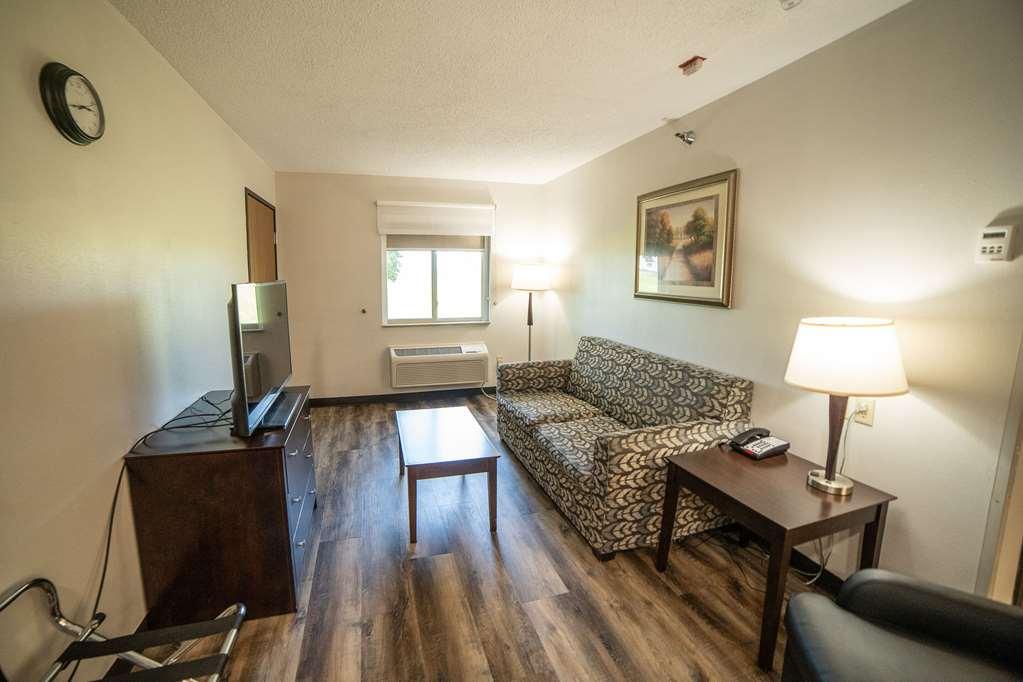 Quality Inn & Suites Watertown Near Prairie Lakes Ice Arena Rom bilde